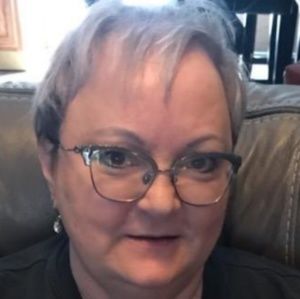 Meet your Posher, Kay